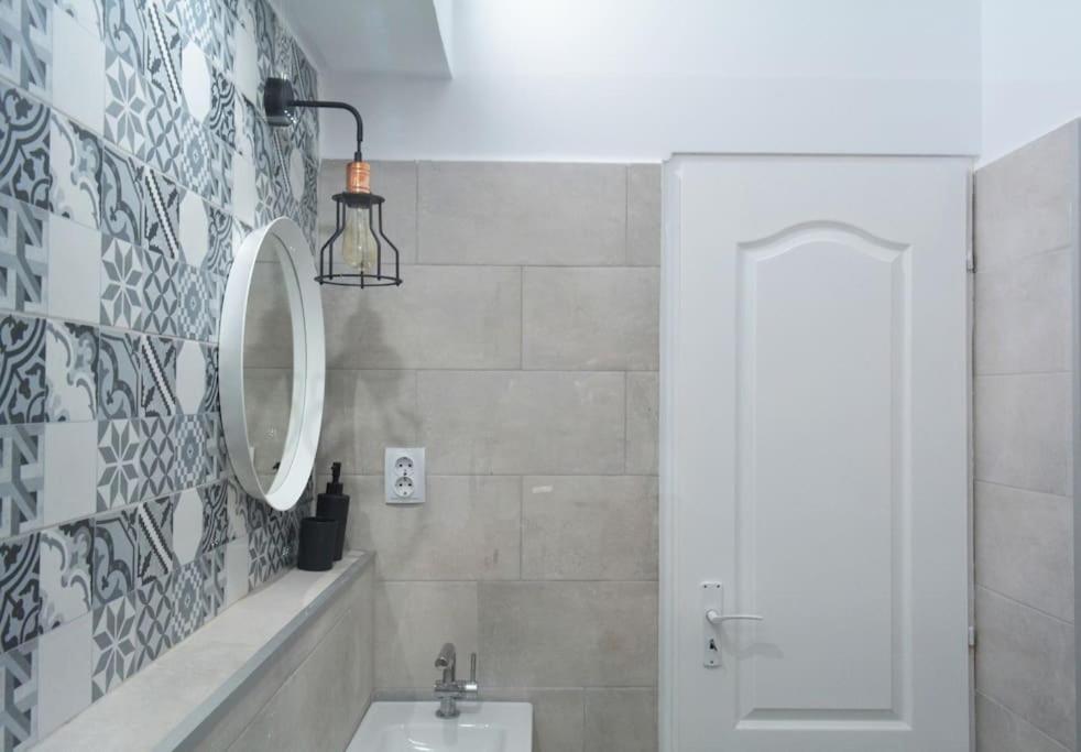2 Bdr / Cozy Ap Near Old Town Apartment Букурещ Екстериор снимка